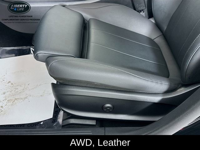 Used 2025 Mercedes-Benz CLA 250 4MATIC image 18