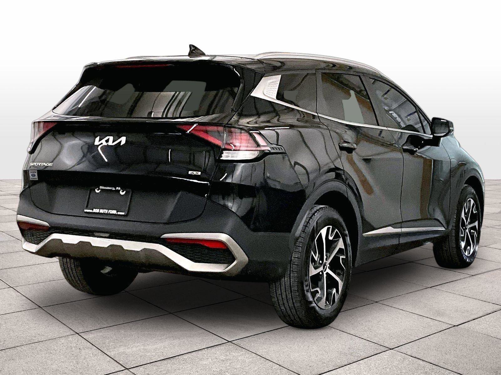 Used 2023 Kia Sportage EX AWD/4WD image 11