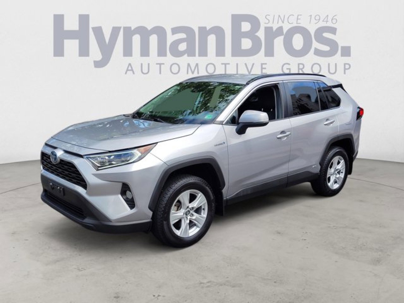 Used 2021 Toyota RAV4 XLE Premium image 7