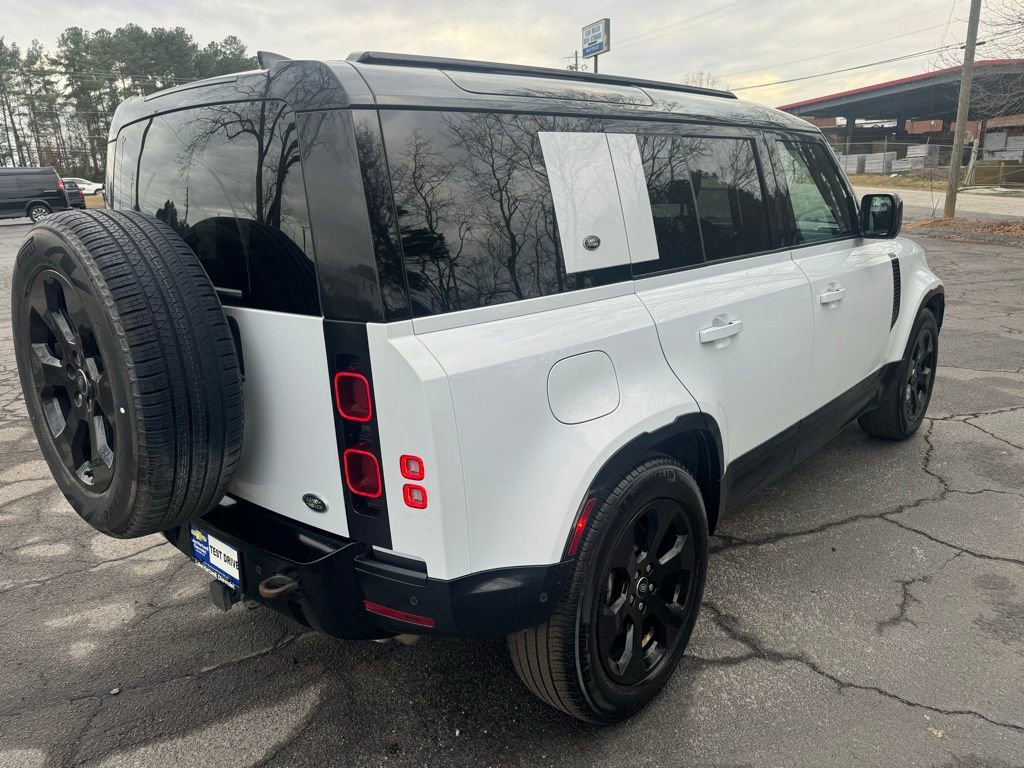 Used 2023 Land Rover Defender 110 X-Dynamic SE image 7