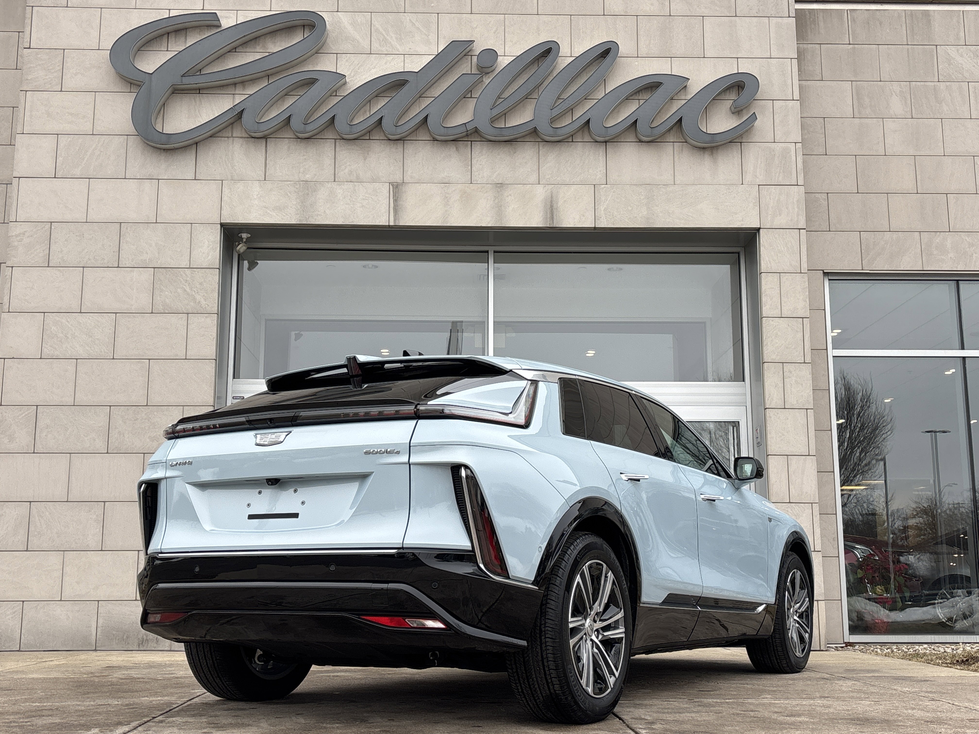 Used 2024 Cadillac Lyriq Luxury w/ Nappa Leather Package image 4