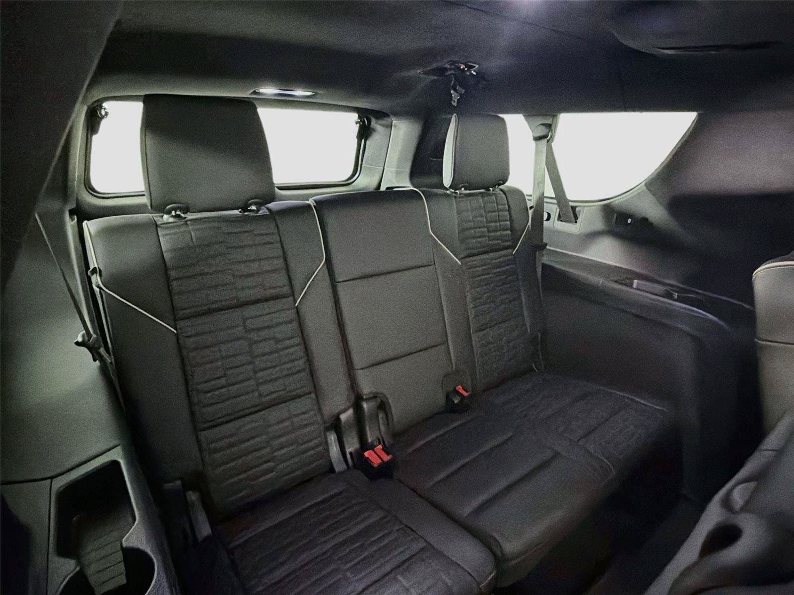 Certified 2024 Cadillac Escalade ESV Sport Platinum w/ LPO, ONYX Package AWD/4WD image 29