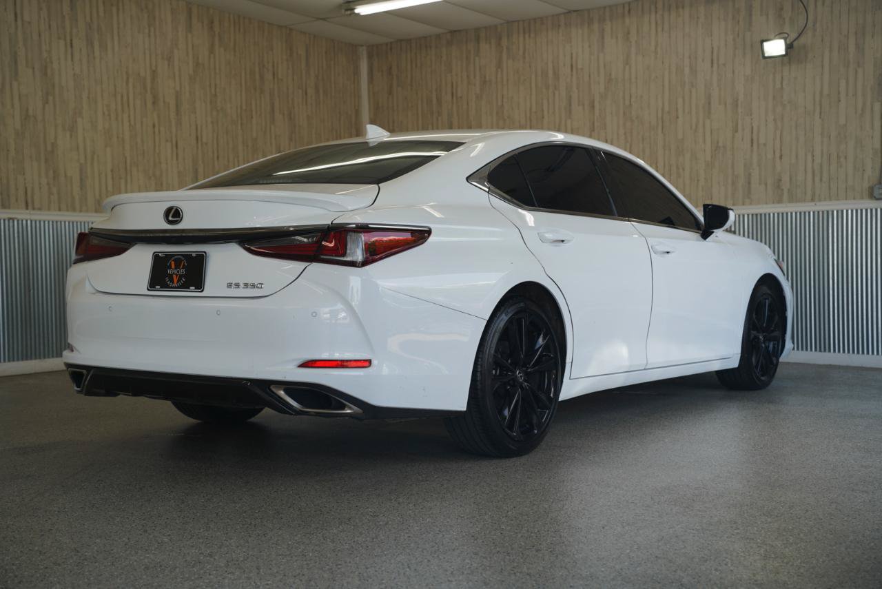 Used 2022 Lexus ES 350 F Sport w/ Accessory Package FWD image 10