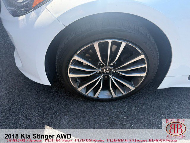 Used 2018 Kia Stinger Premium AWD/4WD image 9