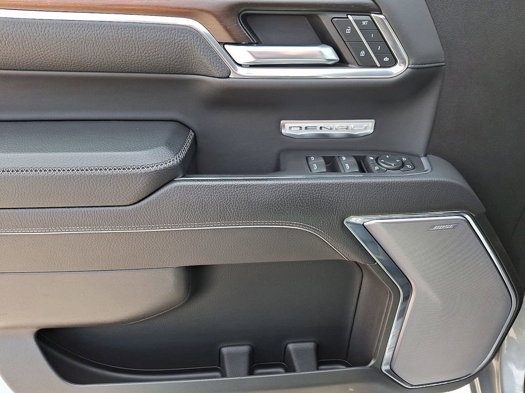 Used 2024 GMC Sierra 1500 Denali w/ Technology Package image 12