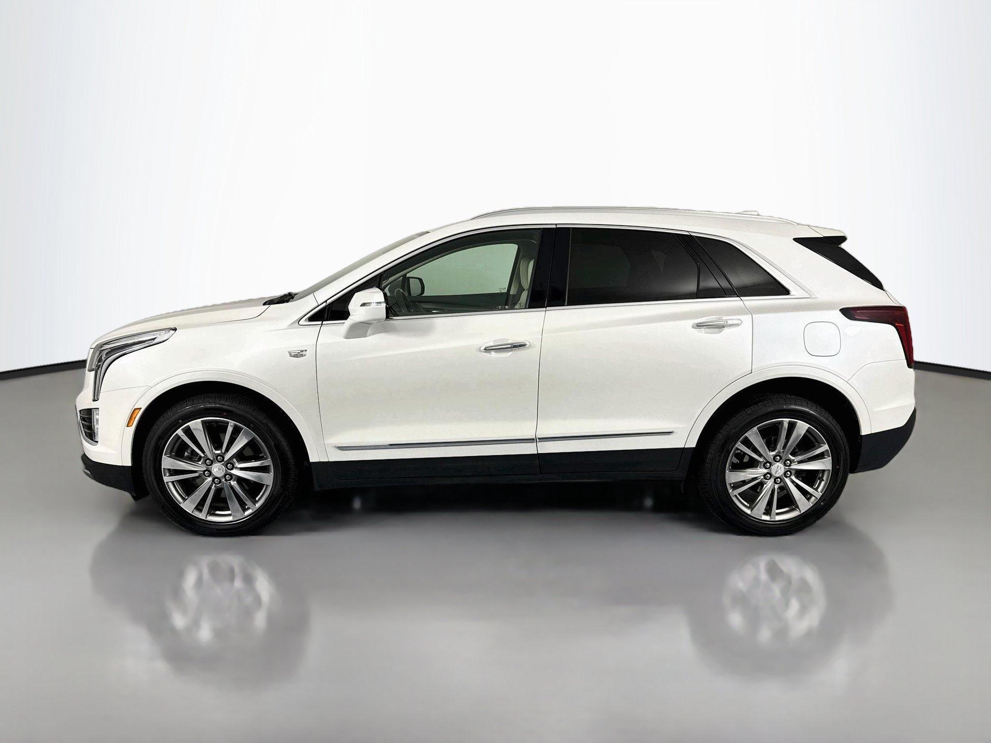 Used 2021 Cadillac XT5 Premium Luxury AWD/4WD image 8