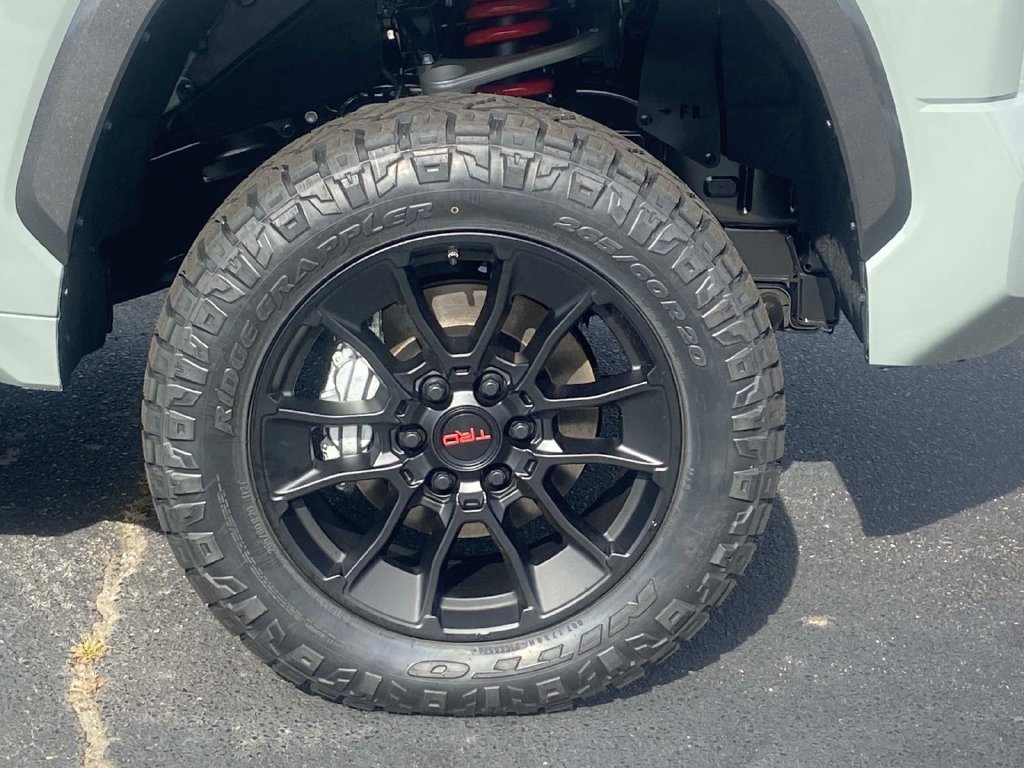 New 2026 Toyota Tundra Limited AWD/4WD image 10