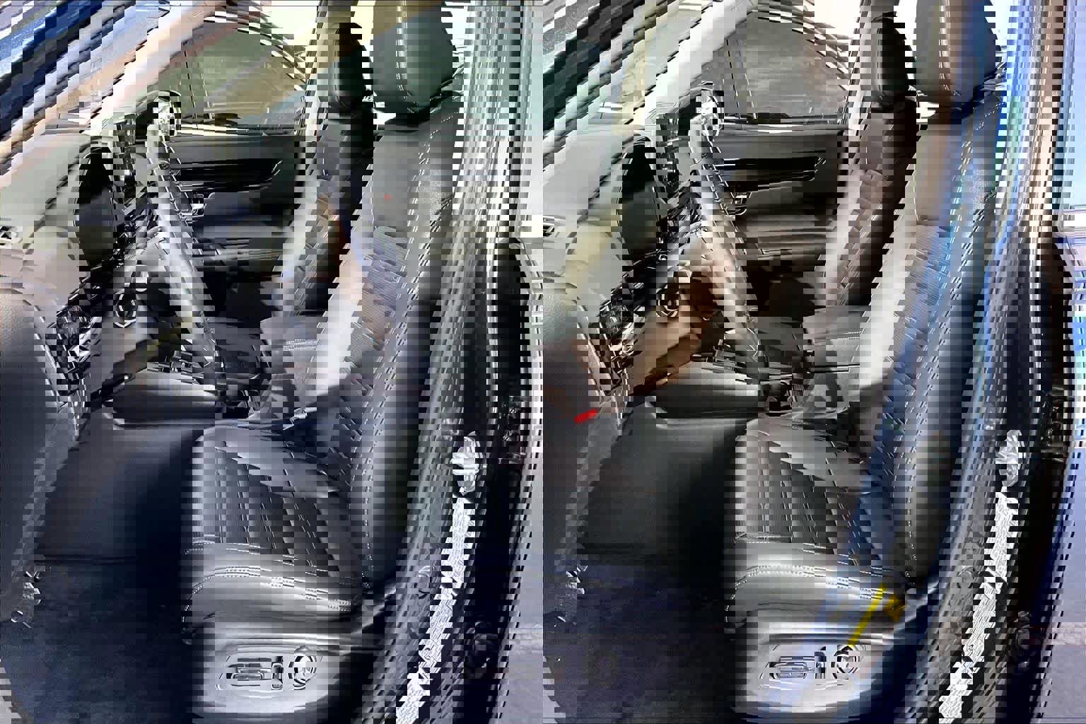 Used 2024 Honda CR-V EX-L image 8