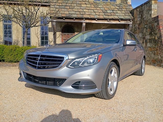 Used 2014 Mercedes-Benz E 250 BlueTEC Sedan image 4