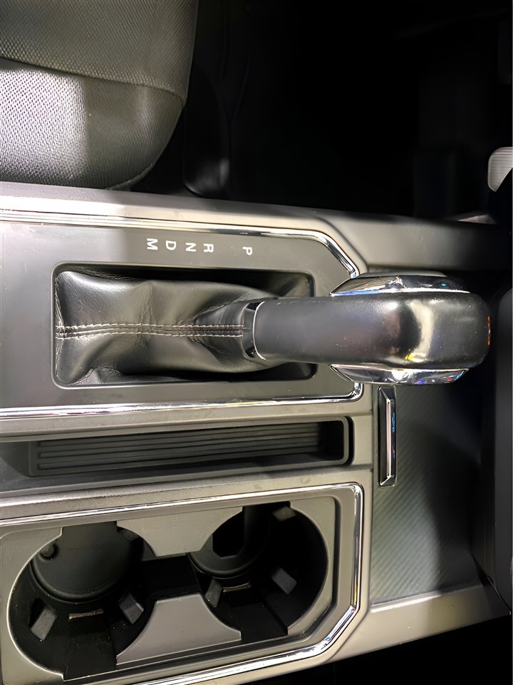 Used 2020 Ford F150 XLT w/ Equipment Group 302A Luxury image 9