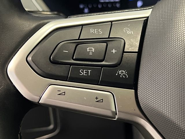 Certified 2022 Volkswagen Tiguan SE FWD image 21