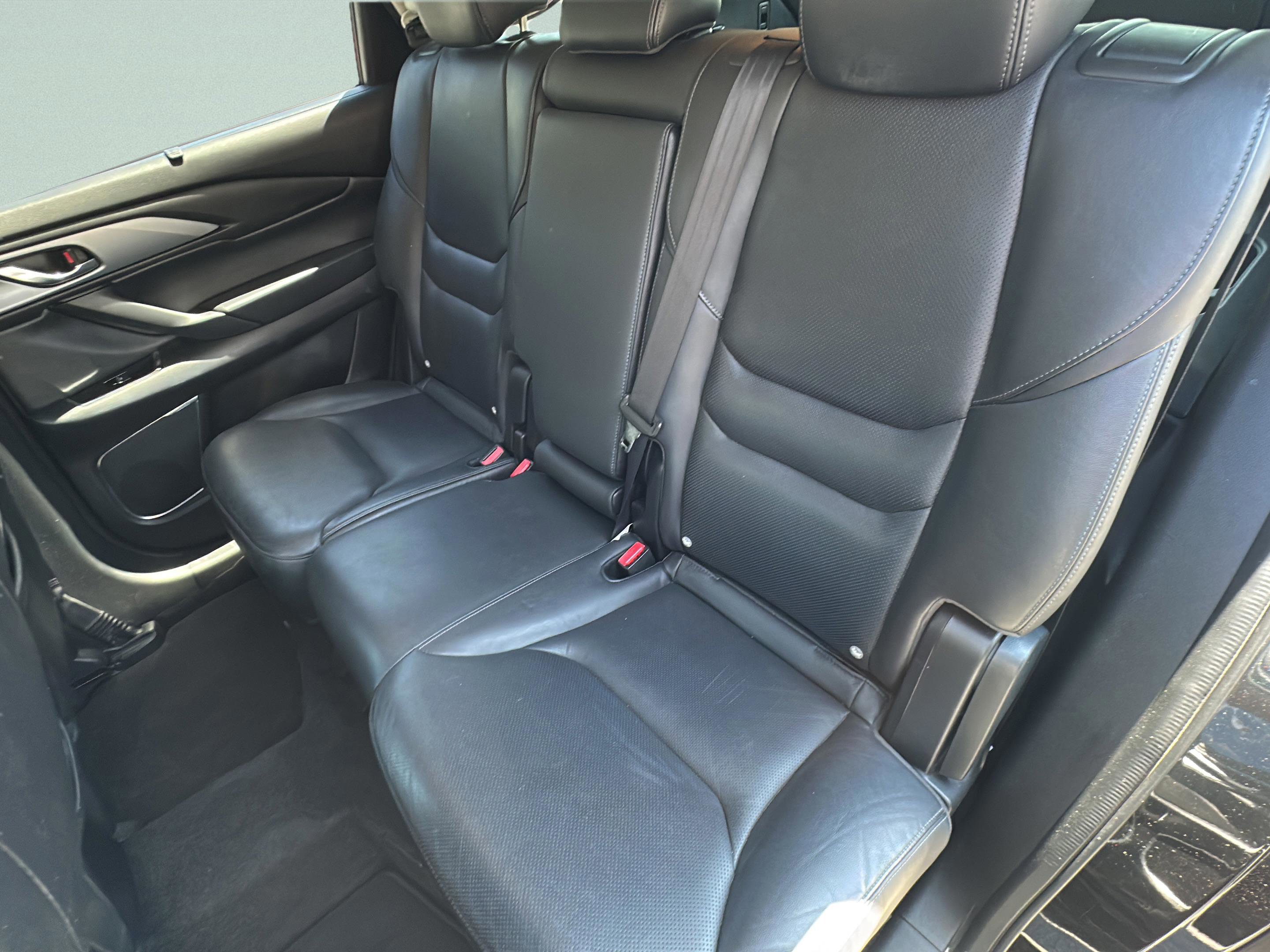 Used 2019 MAZDA CX-9 Touring w/ Touring Premium Package FWD image 10