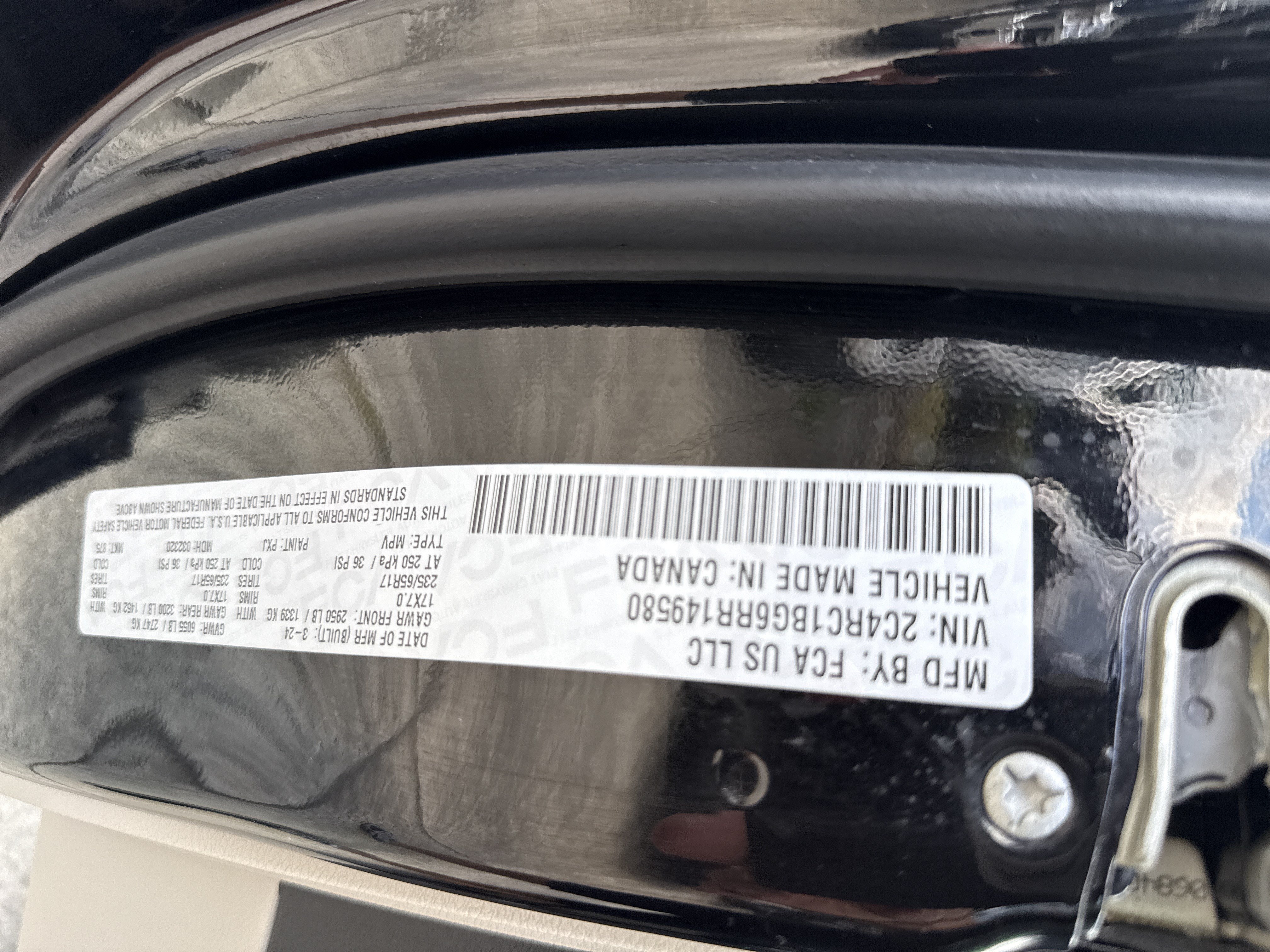 Used 2024 Chrysler Pacifica Touring-L FWD image 26