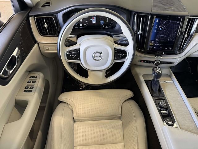 Used 2021 Volvo XC60 T6 Inscription w/ Advanced Package AWD/4WD image 4