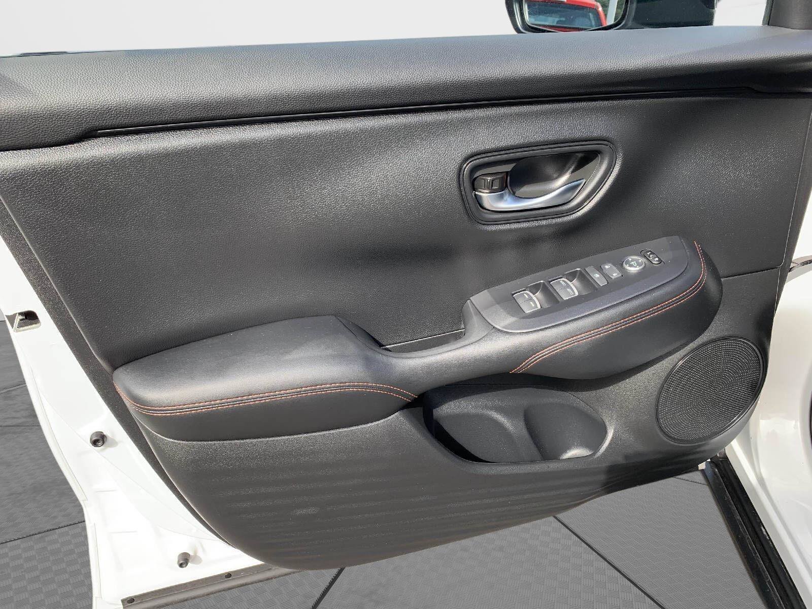 Certified 2026 Honda HR-V Sport image 11