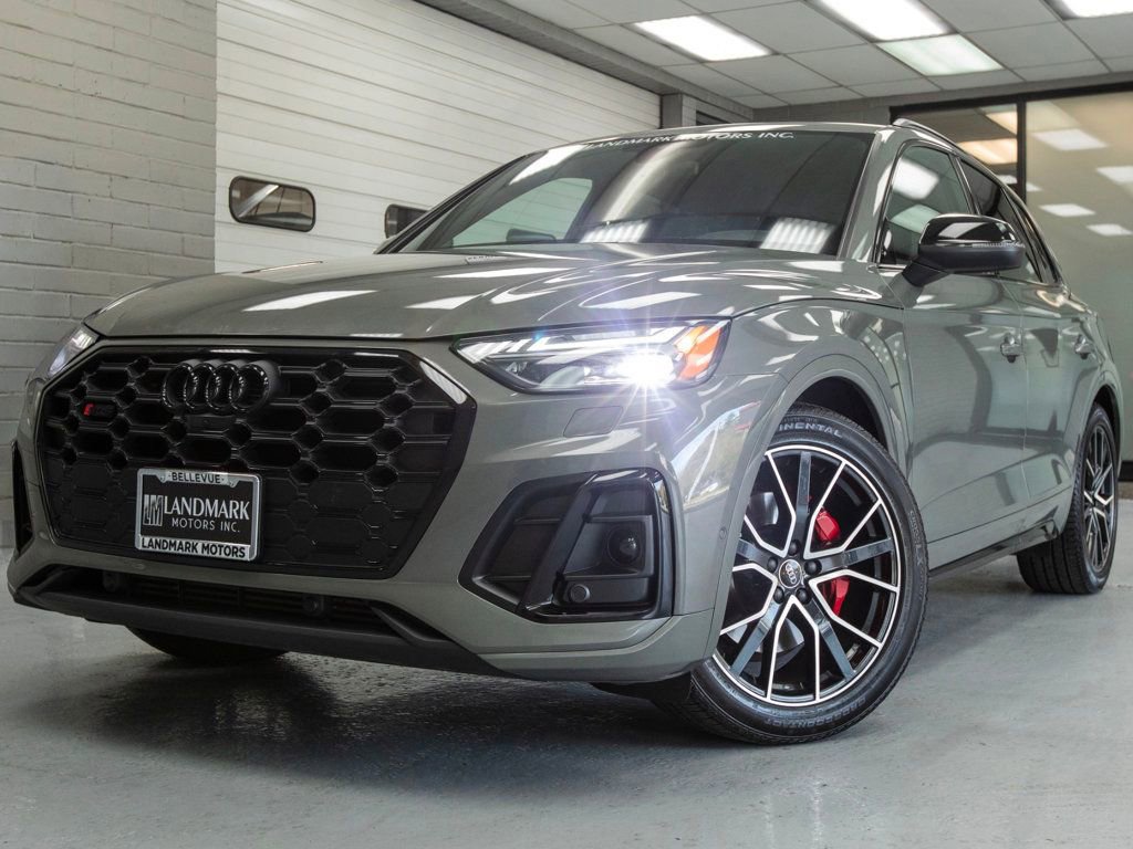 Used 2024 Audi SQ5 Prestige AWD/4WD image 2