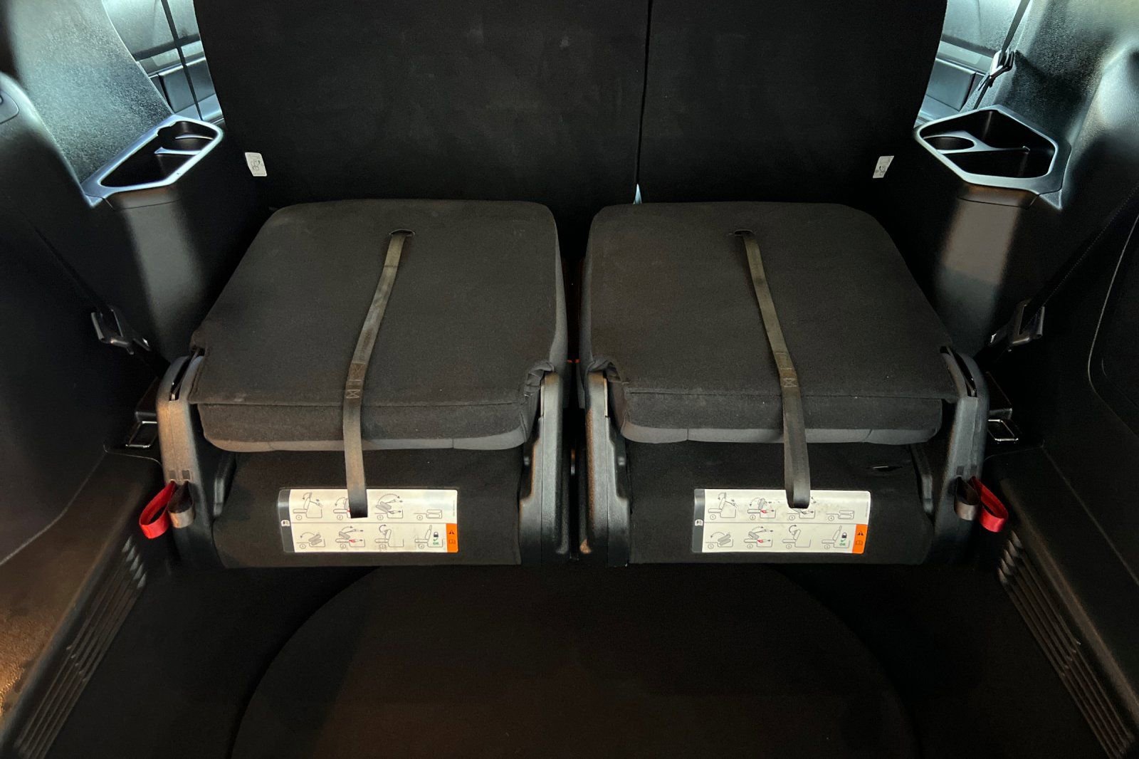 Certified 2019 Ford Explorer XLT w/ Equipment Group 201A image 17