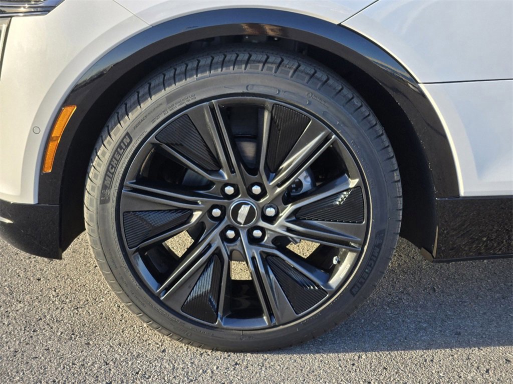 New 2025 Cadillac Lyriq Sport image 13