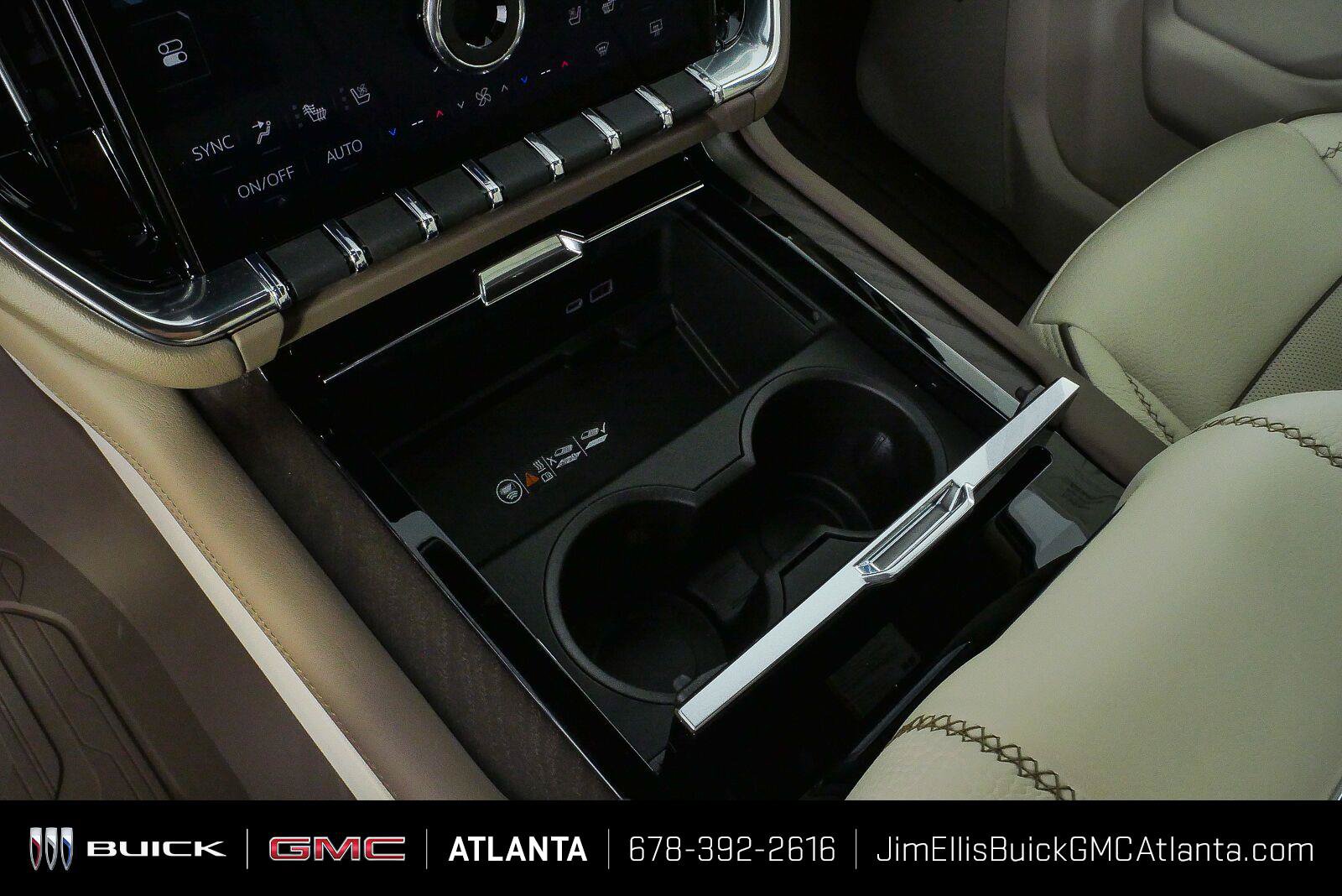 New 2027 GMC Yukon Denali w/ Denali Reserve Package AWD/4WD image 15