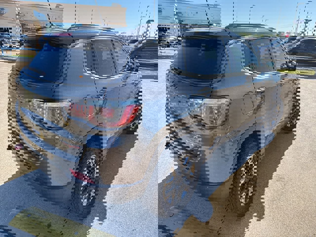 Used 2017 Jeep Compass Trailhawk w/ Leather Interior Group image 11