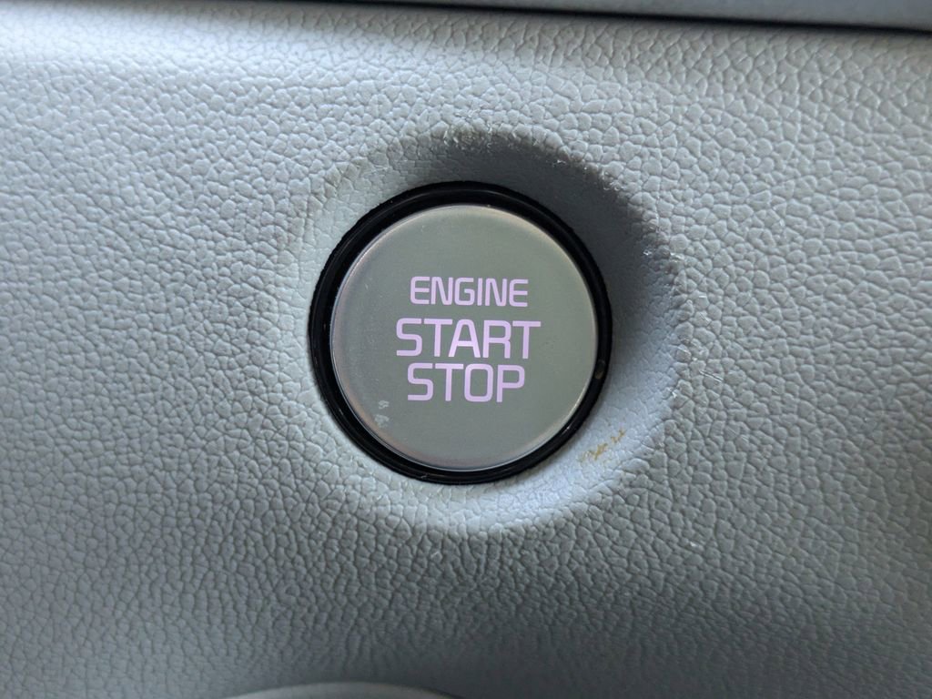 Used 2025 Kia Sorento SX image 29