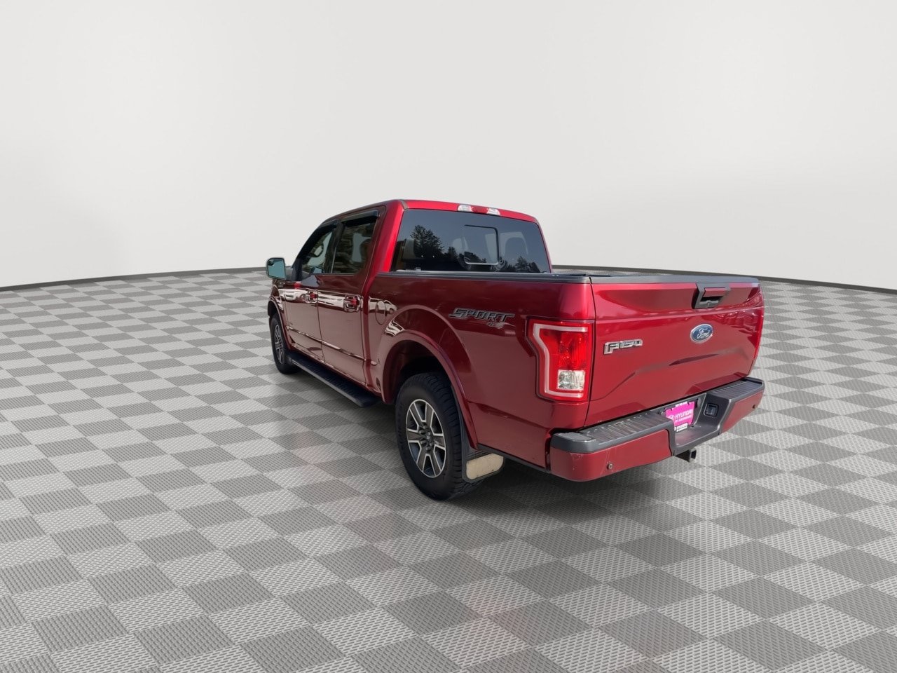 Used 2017 Ford F150 XLT w/ Equipment Group 302A Luxury AWD/4WD image 6