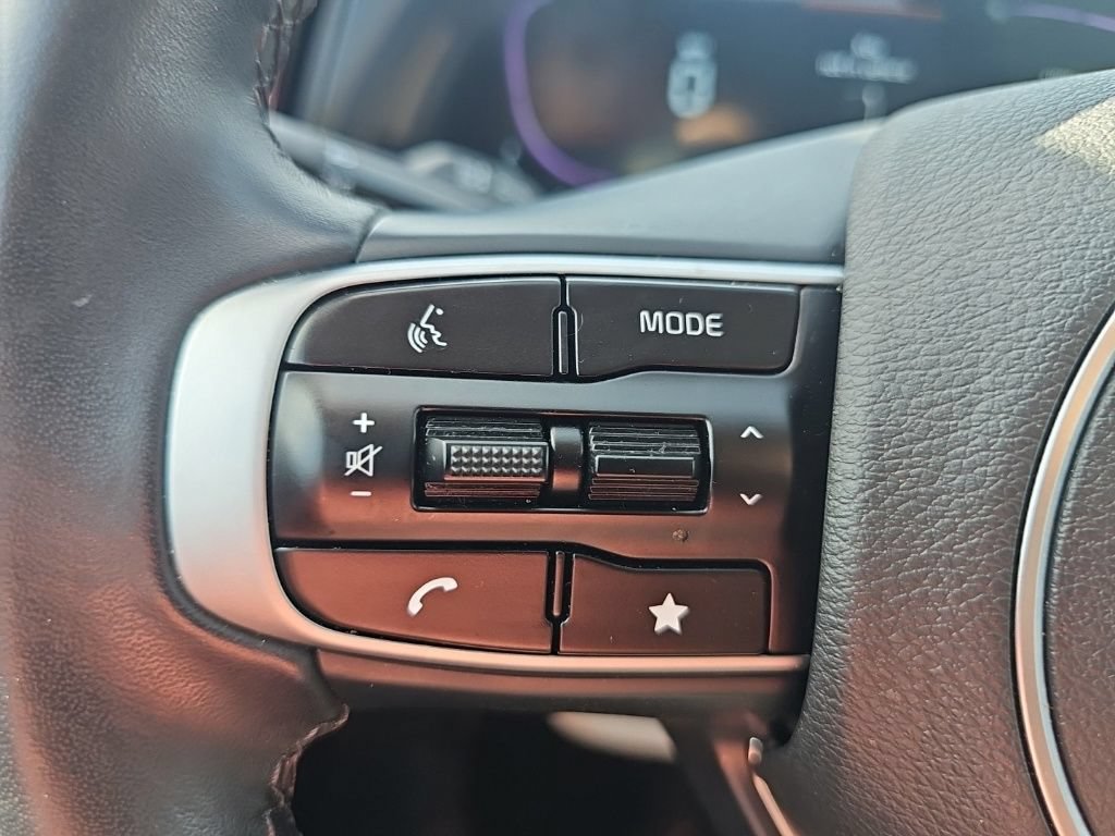 Certified 2025 Kia Sportage EX w/ Premium Package FWD image 34