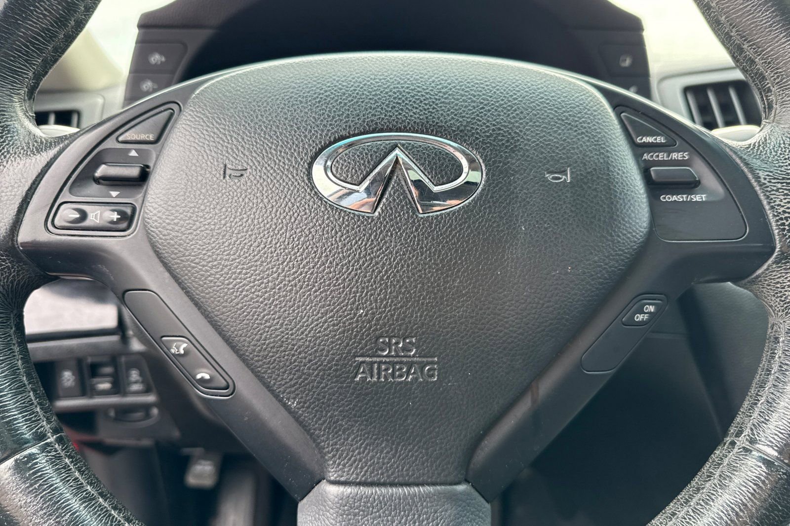 Used 2012 INFINITI G37 x Sedan w/ Premium Pkg AWD/4WD image 20