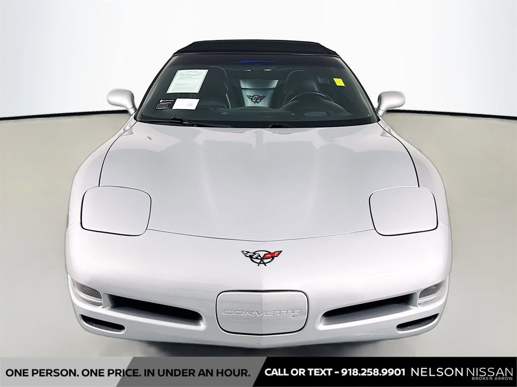 Used 1999 Chevrolet Corvette Convertible w/ Memory Pkg image 2