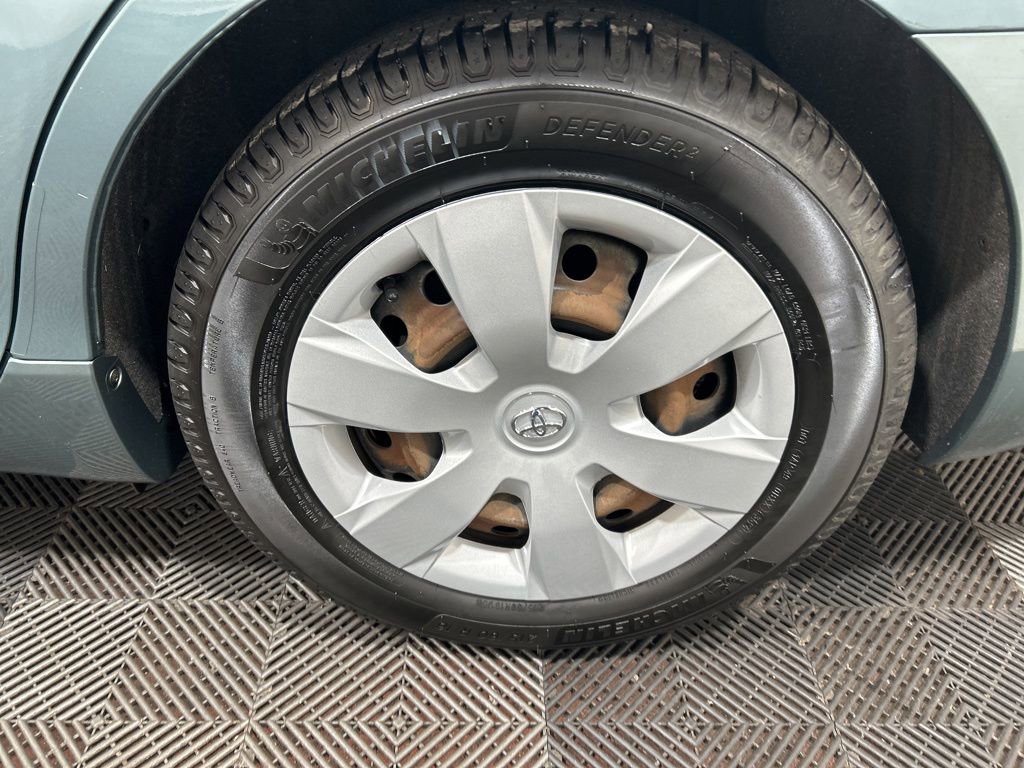 Used 2009 Toyota Camry LE image 30