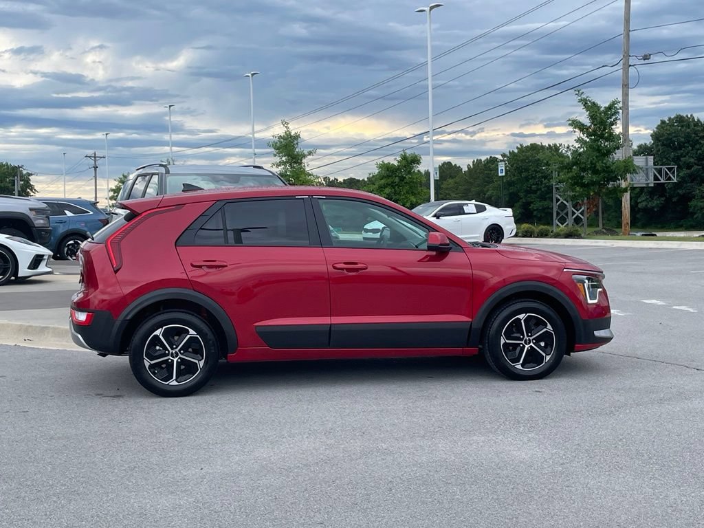 New 2026 Kia Niro LX FWD image 8