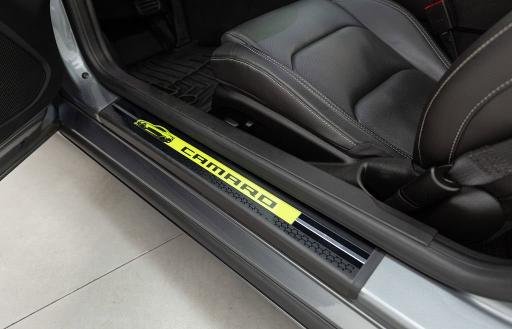 Used 2021 Chevrolet Camaro SS image 36