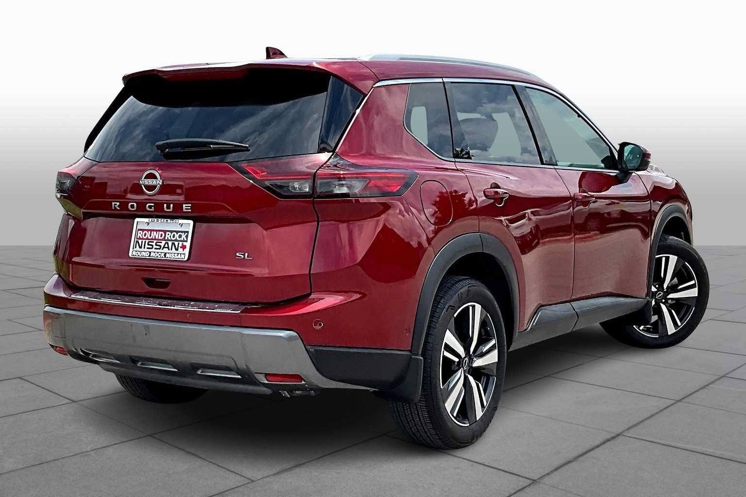 Used 2024 Nissan Rogue SL FWD image 13