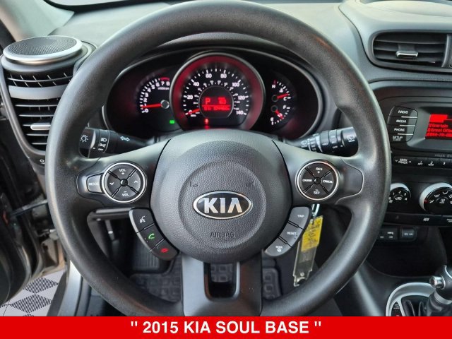 Used 2015 Kia Soul FWD image 18