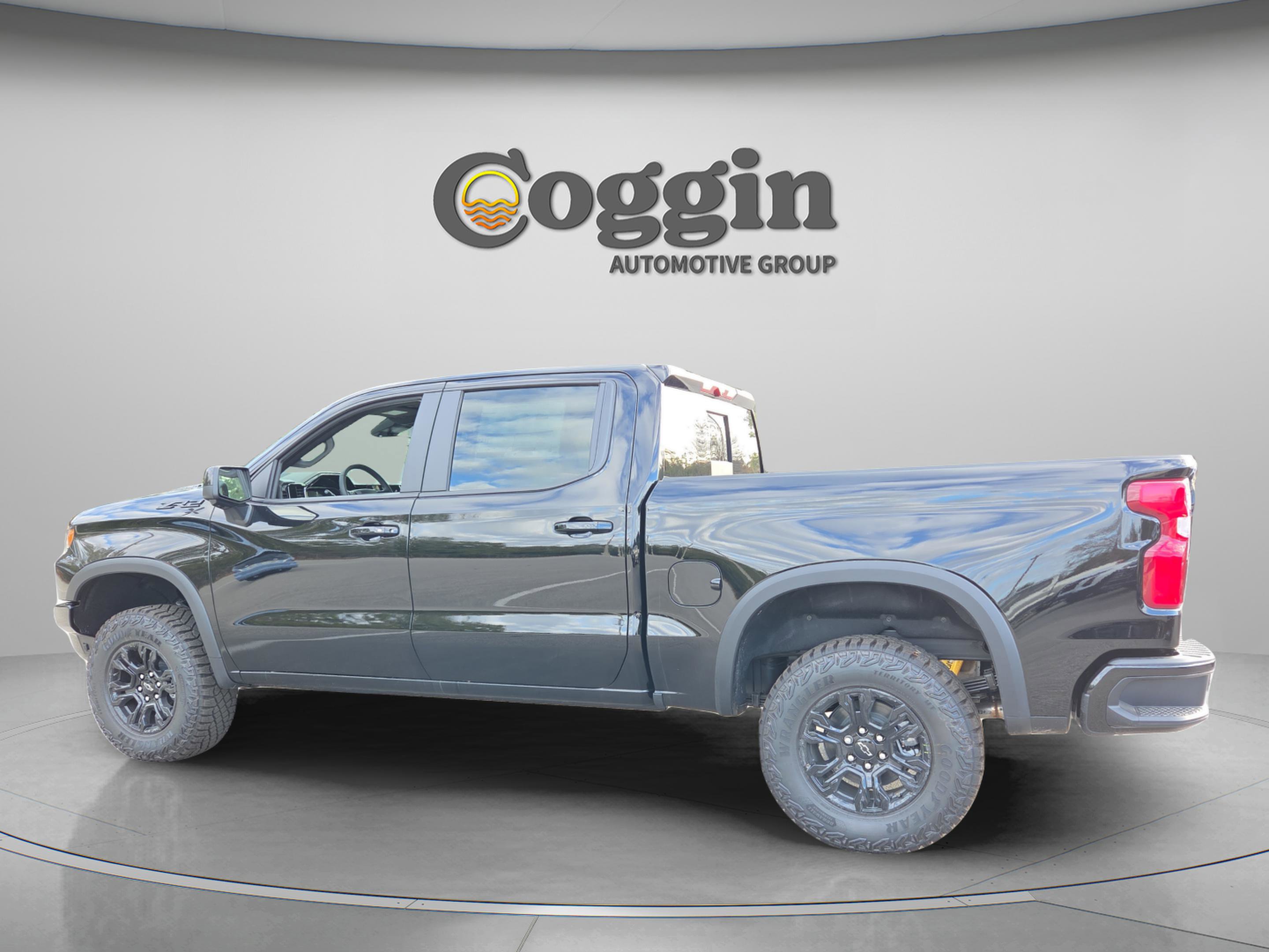 New 2026 Chevrolet Silverado 1500 ZR2 w/ Dark Appearance Package image 4