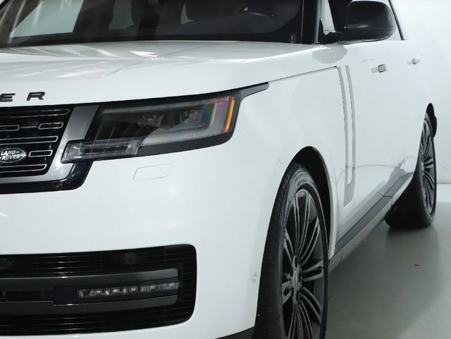 Certified 2022 Land Rover Range Rover Long Wheelbase SE image 14
