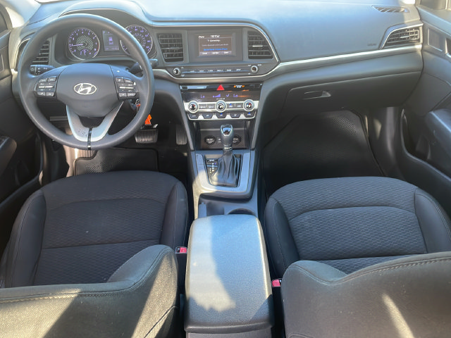 Used 2020 Hyundai Elantra SE w/ Cargo Package (C1) FWD image 14