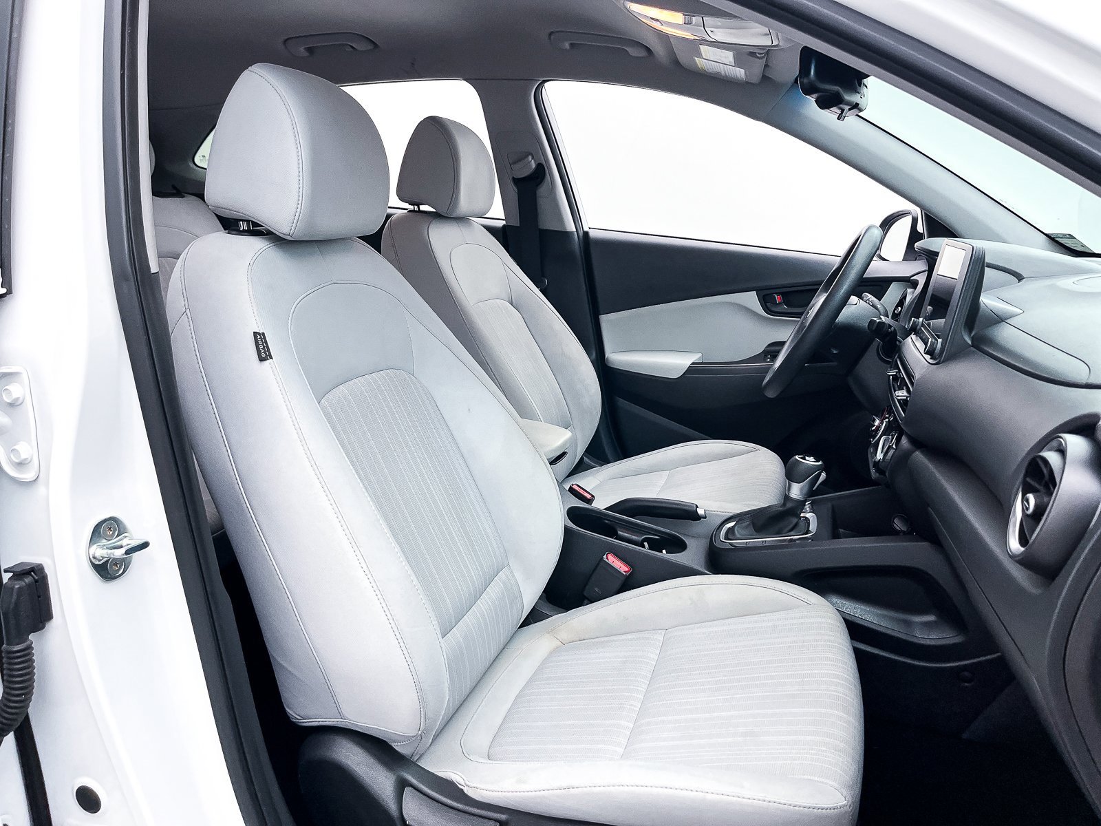 Used 2023 Hyundai Kona SEL image 31