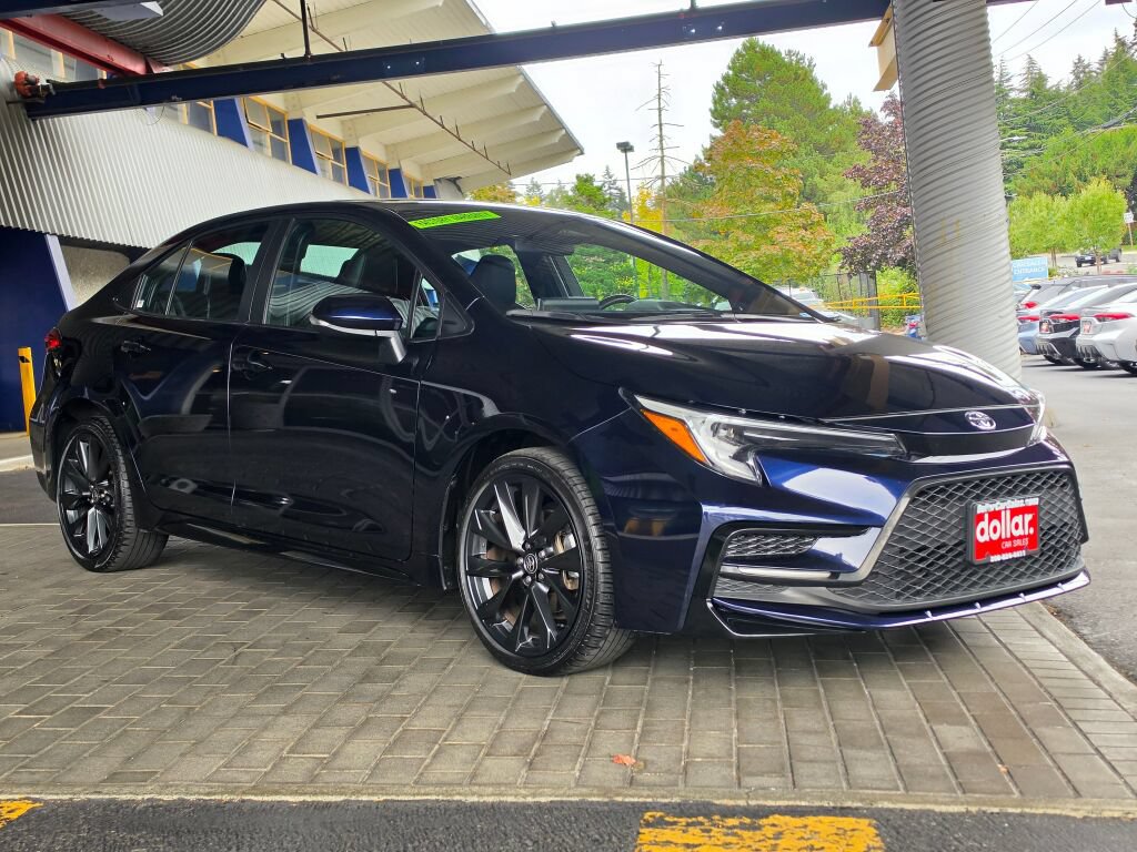 Used 2024 Toyota Corolla XSE FWD image 3