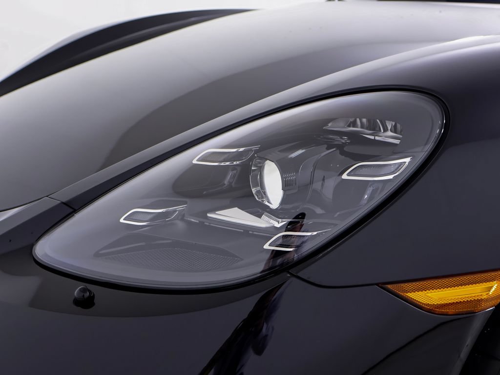 Certified 2024 Porsche 718 Cayman RWD image 12