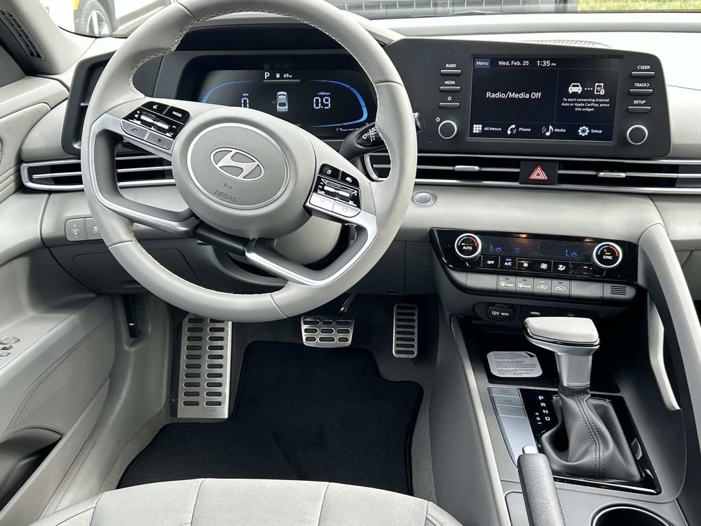 New 2026 Hyundai Elantra Sport image 20