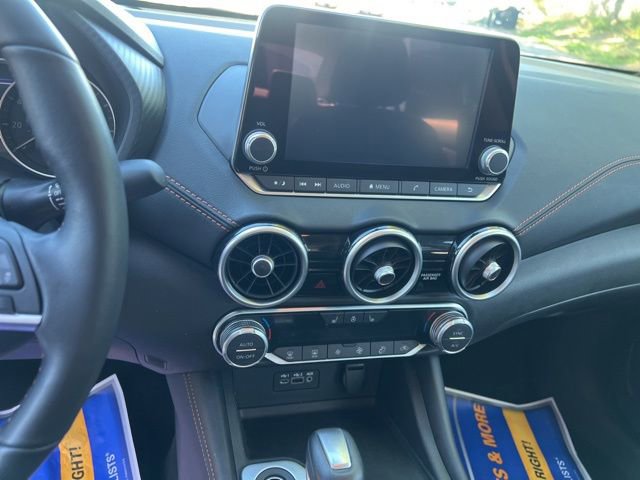 Used 2023 Nissan Sentra SR w/ SR Premium Package FWD image 15