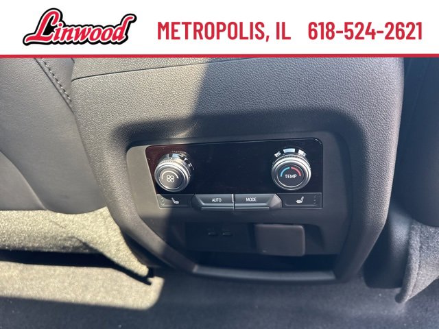 New 2026 GMC Acadia AT4 w/ Luxury Package image 10