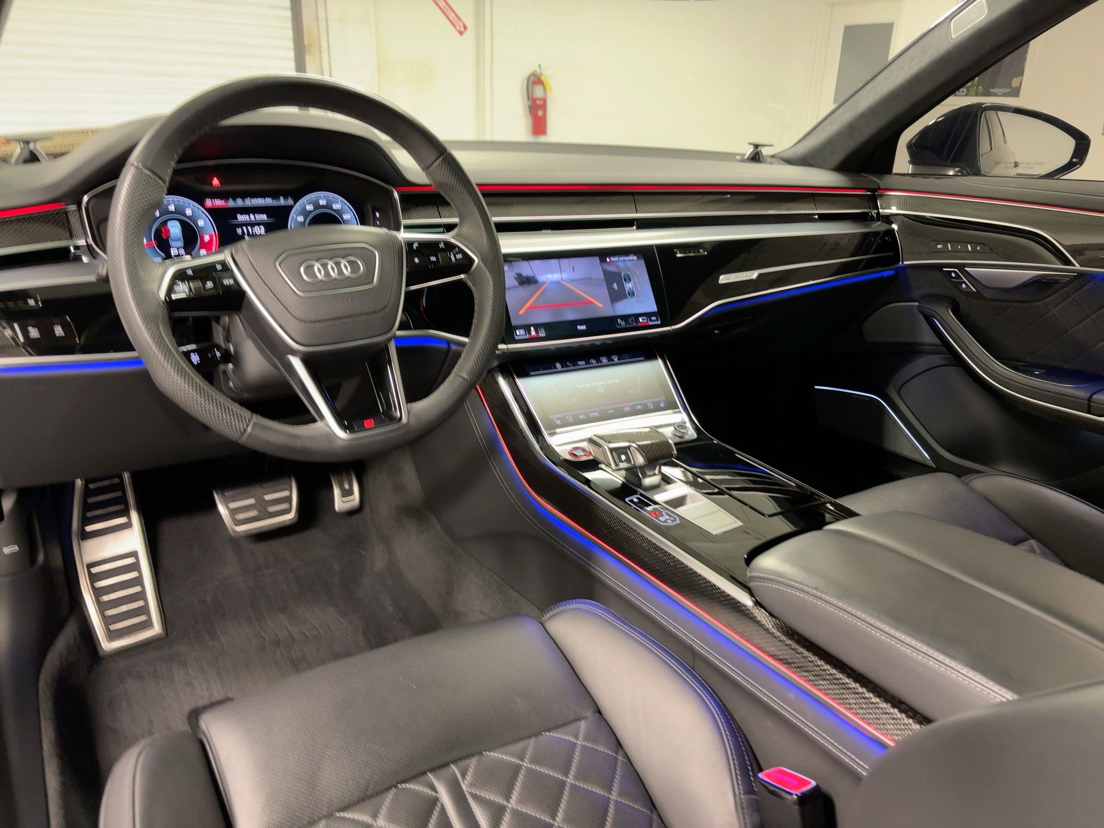 Used 2024 Audi S8 w/ S8 Comfort Plus Package image 28