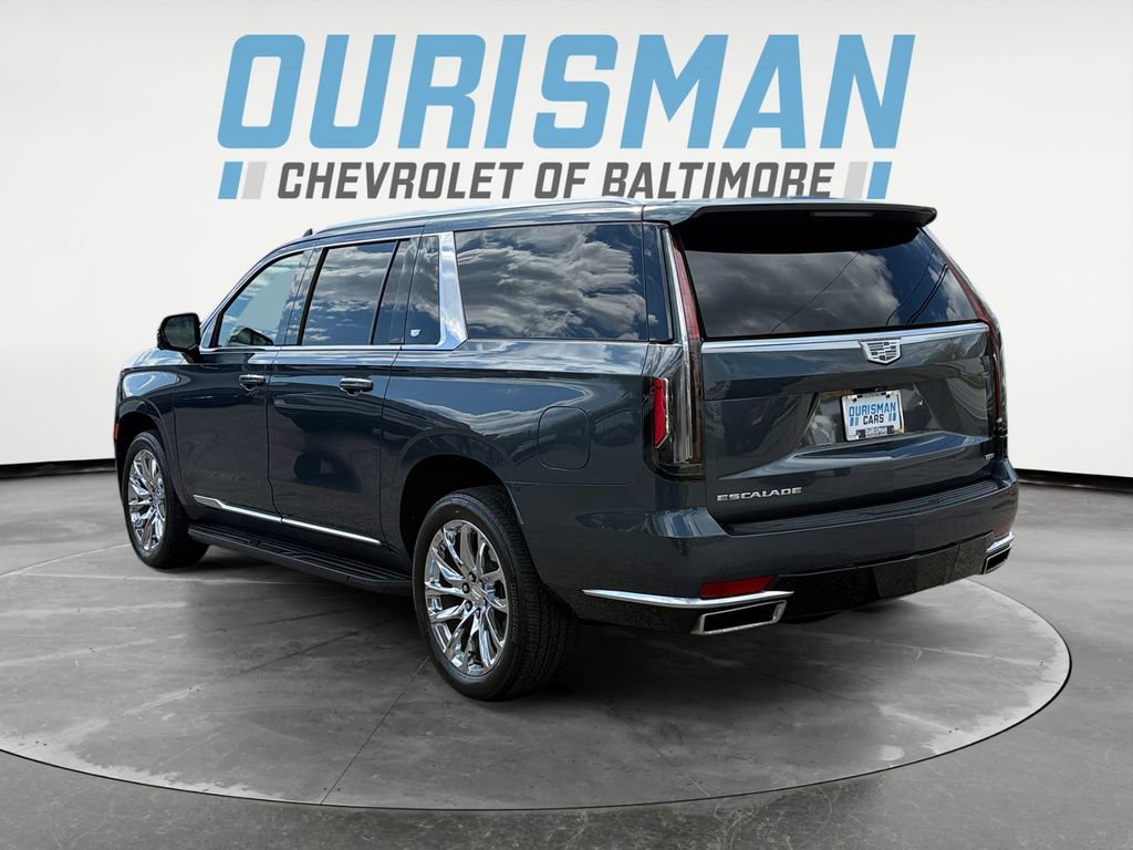 Used 2021 Cadillac Escalade ESV Premium Luxury w/ LPO, Radiant Package image 4
