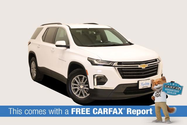 Used 2023 Chevrolet Traverse LT image 2