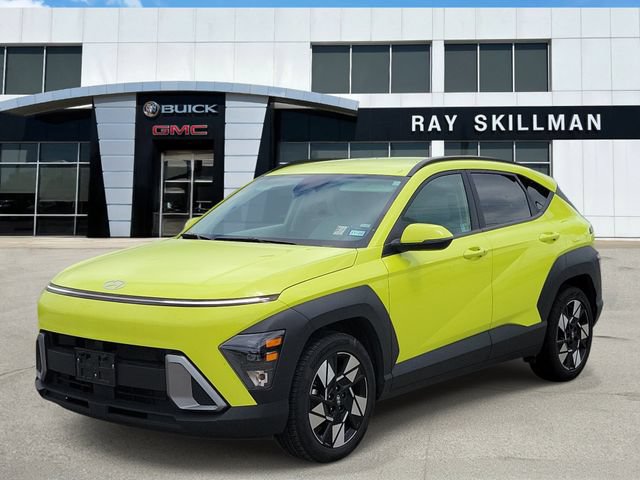 Used 2025 Hyundai Kona SEL FWD image 3