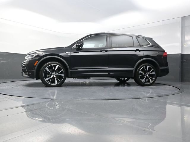 Used 2022 Volkswagen Tiguan SEL R-Line image 34