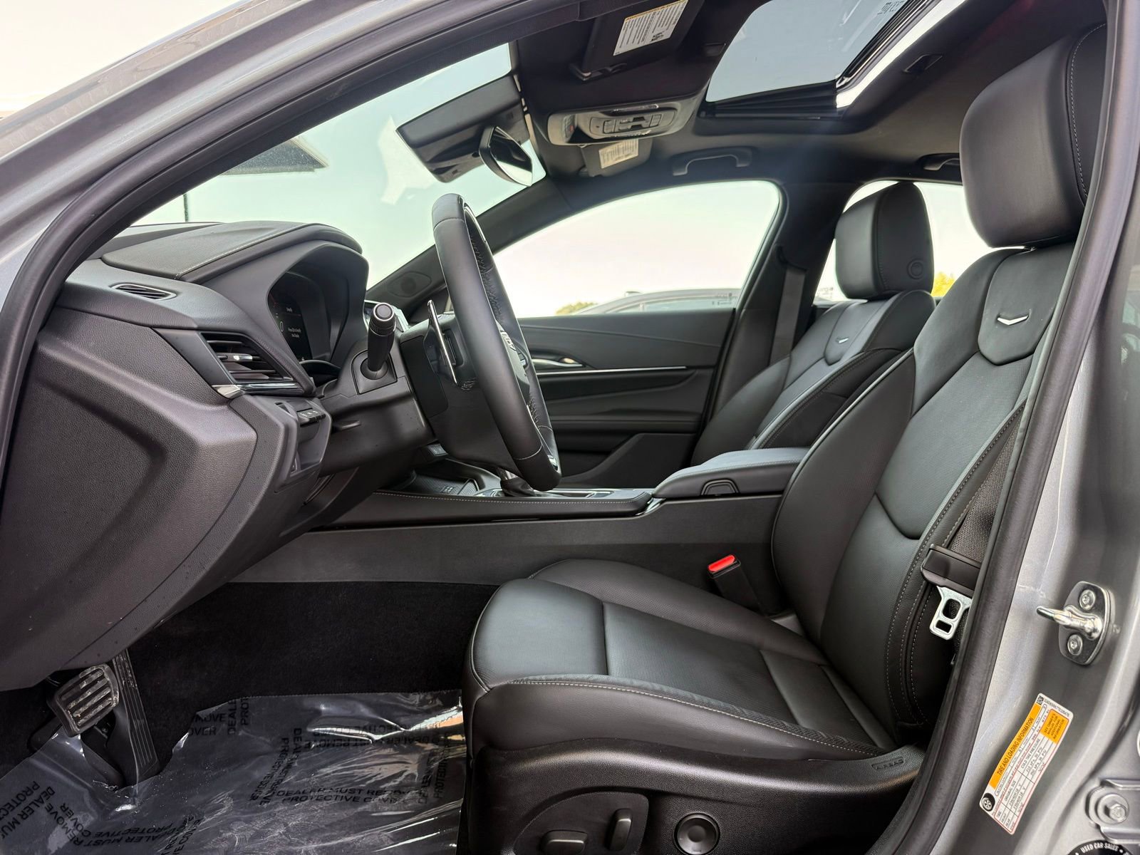 Used 2026 Cadillac CT4 Premium Luxury RWD image 16