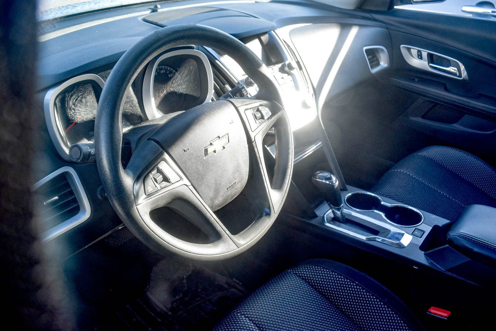 Used 2017 Chevrolet Equinox LS image 21